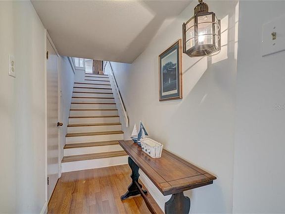 3rd image of 128 1st St E APT 101