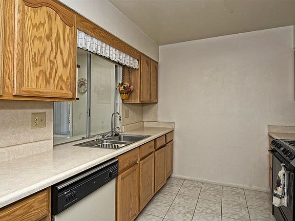 5th image of 16630 N Orchard Hills Dr