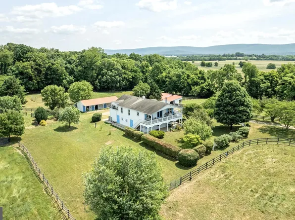 537 Cannon Ball Rd, Berryville, VA 22611