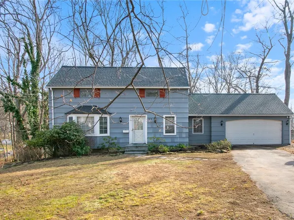 165 Dickinson Rd, Webster, NY 14580