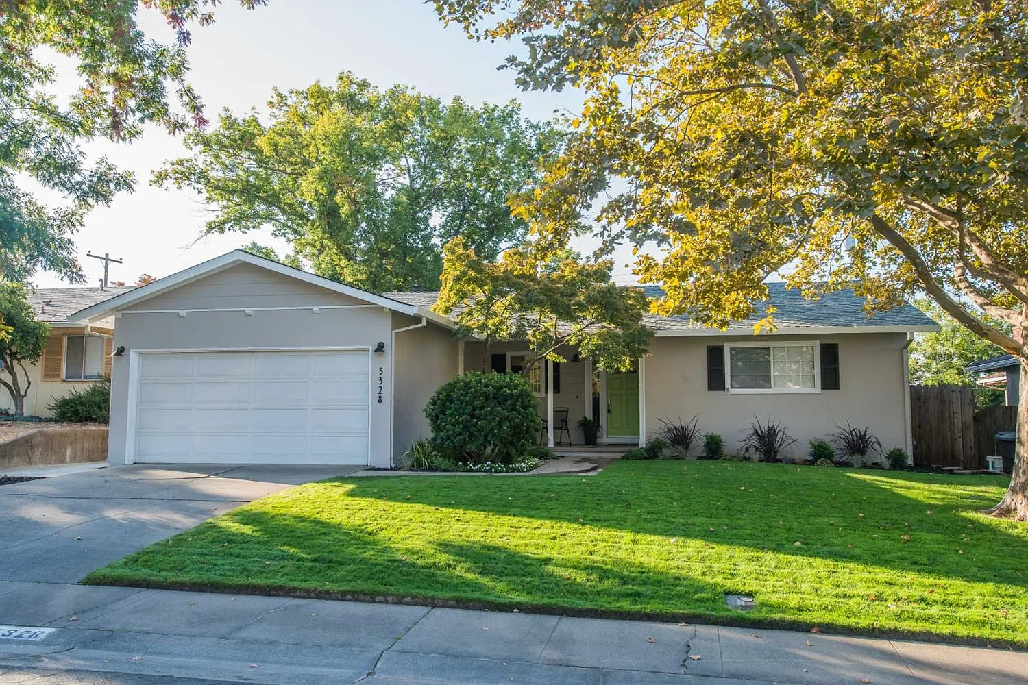 5328 Tiburon Way photo 1