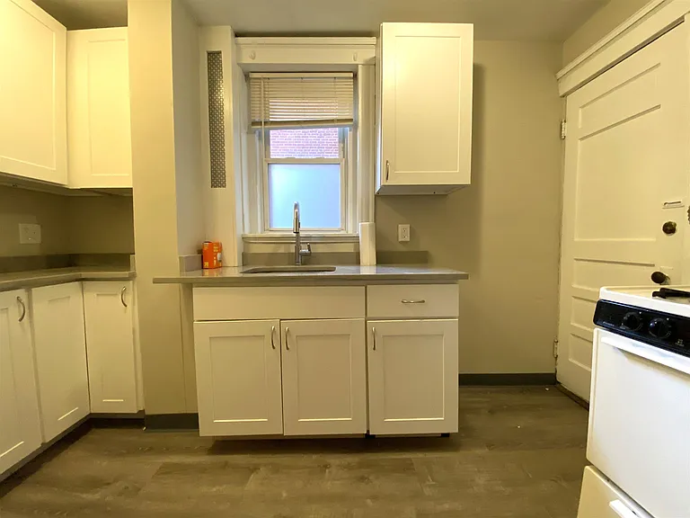 6 Craigie Cir #4 — Photo 7