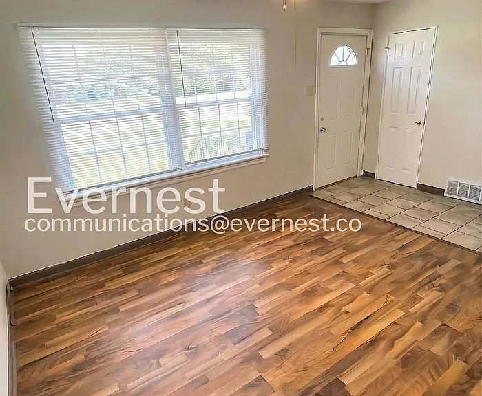 9717 Dennis Dr — Photo 5