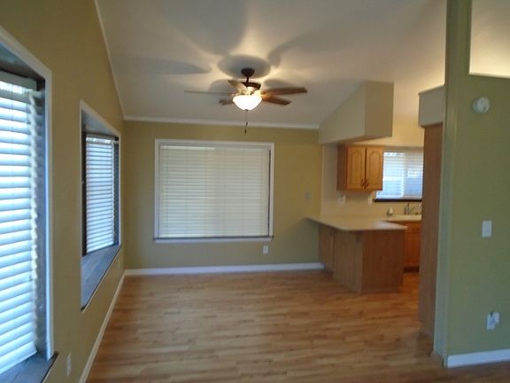 4th image of 4526 Chico St