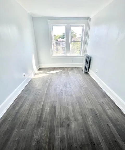 492 Park Ave #10 — Photo 5
