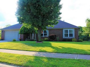 1242 Autumn Dr, Mooresville, IN