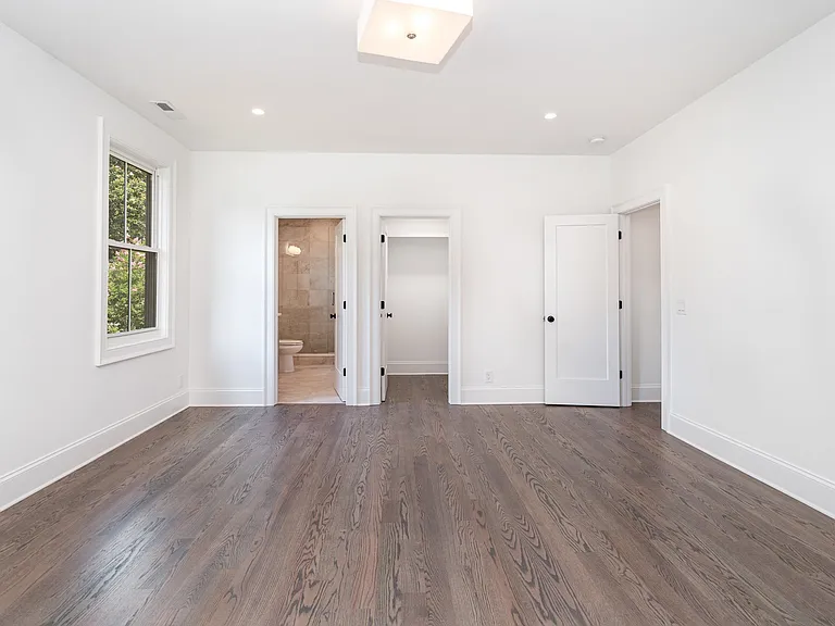 909B Gale Ln — Photo 22
