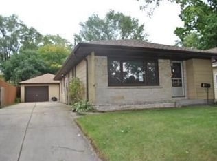 1523 Murray Ave, Waukesha, WI 53186