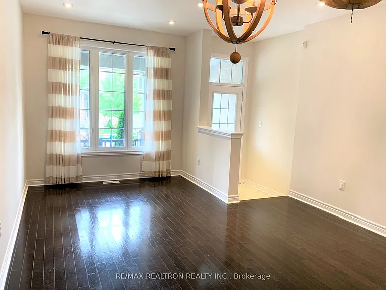 10 James Glover Dr — Photo 4