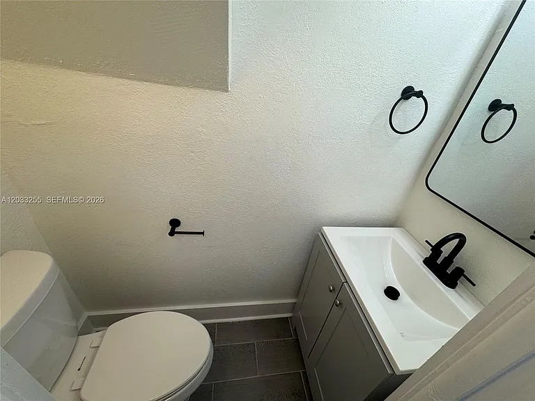 3011 SW 1st Ave #9 — Photo 6