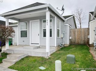 879 SW Junction Pl, Gresham, OR 97080