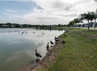 8636 Lake Springs Trl, Hurst, TX 76053