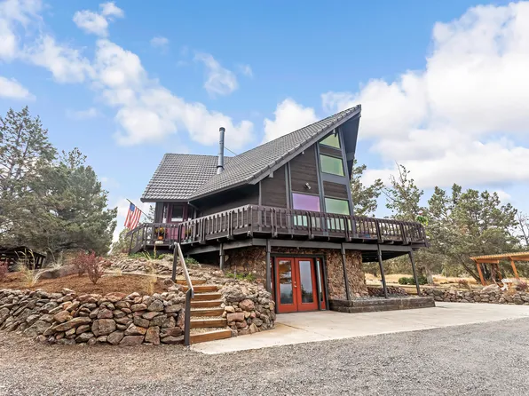 8121 SW Costanoan St, Powell Butte, OR 97753