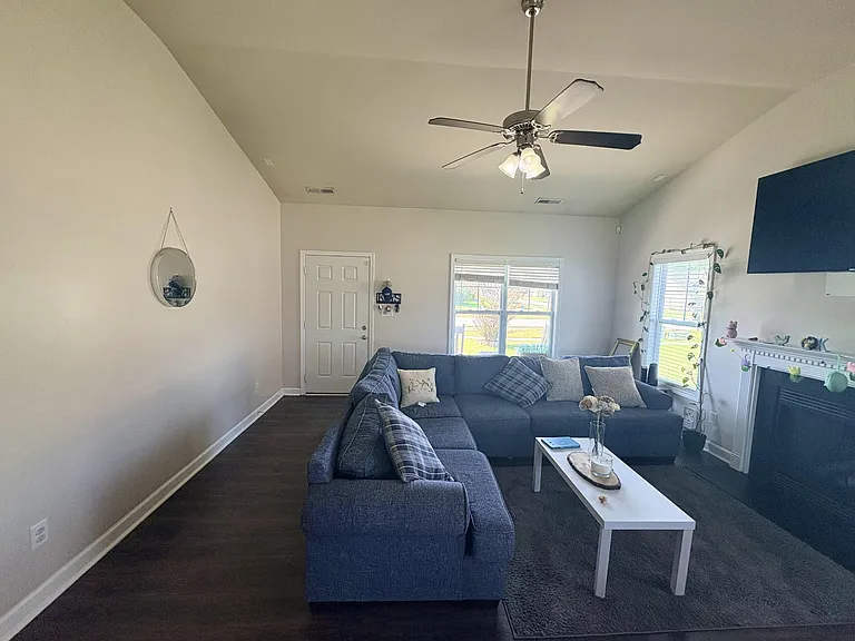 174 Moonstone Ct — Photo 13