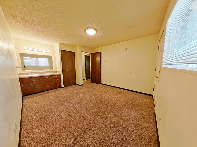 1747 Hilyard Aly — Photo 8