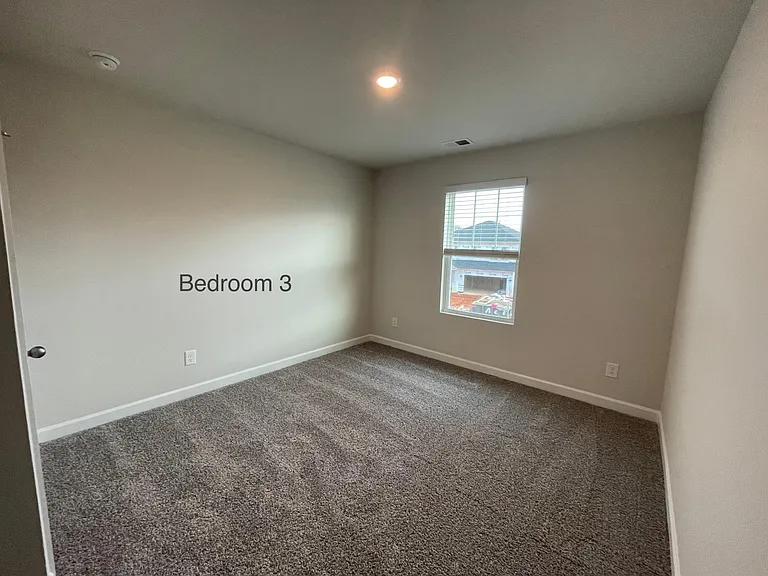 1056 Apple Dr — Photo 12
