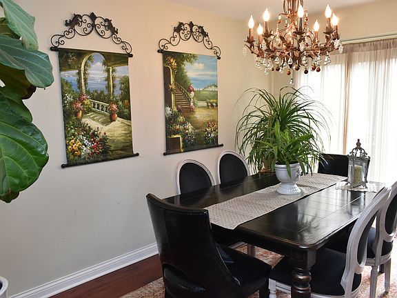 4th image of 474 W Clare Ct #0