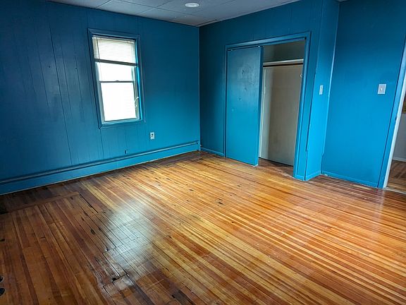 5th image of 25 Kenyon St Floor 2