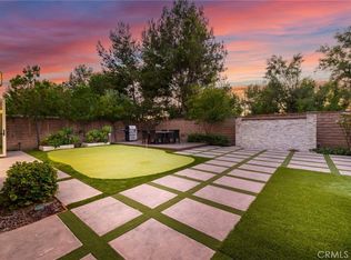 10 Shadybend, Irvine, CA 92602