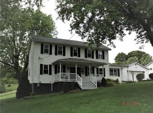 149 Jason Ln, Irwin, PA 15642