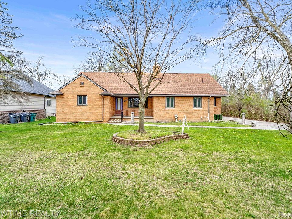 1st image of 2927 Dashwood Dr