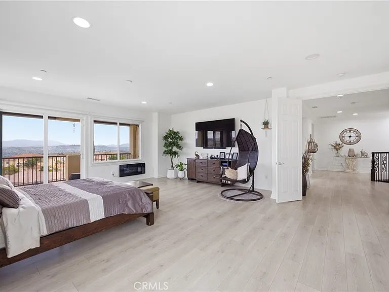 14852 Hightop St — Photo 34