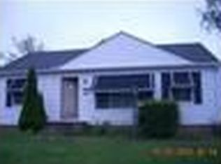 18208 Nancy Ct, Cleveland, OH