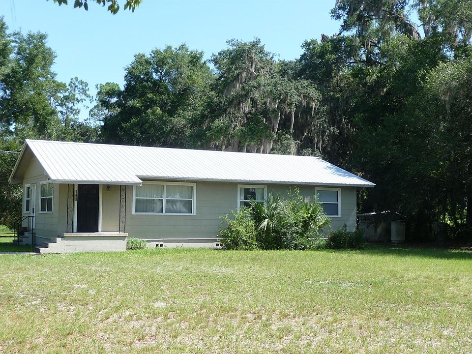 1st image of 5230 Silver Lake Dr