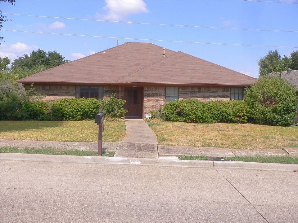 1st image of 301 E Grubb Dr
