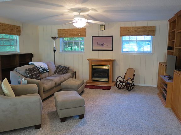 5th image of 811 Ashwood Ln