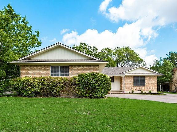 2nd image of 423 Dalton Dr
