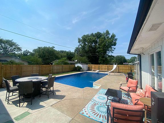 4th image of 1533 N Bay Dr