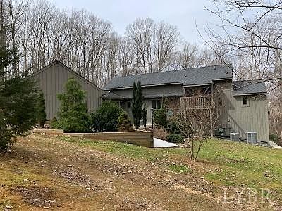 3rd image of 308 Golfers Cir Lot 1