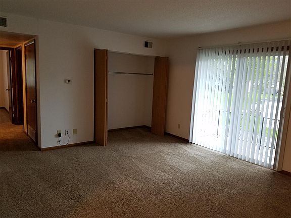 3rd image of 2000 Valley Park Dr #9