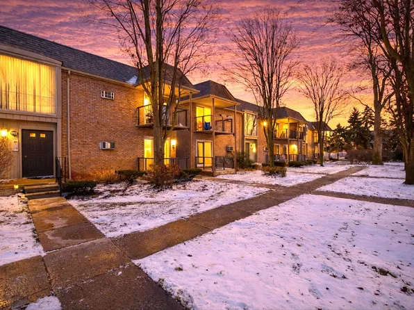 1723 E Forteen Mile Rd Unit B, Birmingham, MI 48009