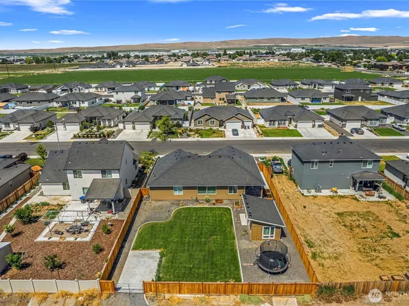 832 Q Street SW, Quincy, WA 98848