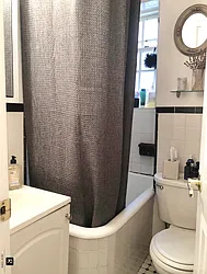 Rented by R New York