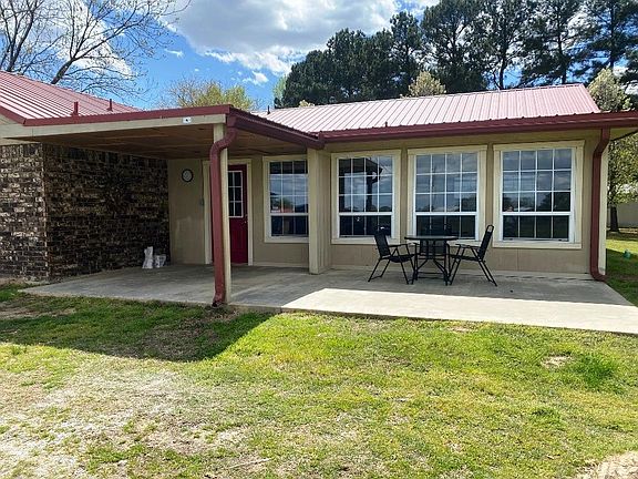 3rd image of 552 Highway 259 N