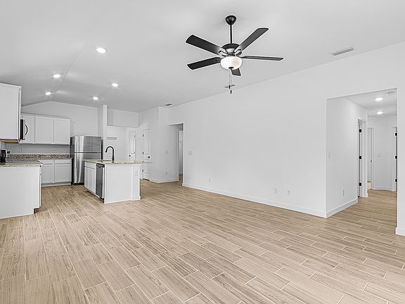 Move freely between the family room and kitchen