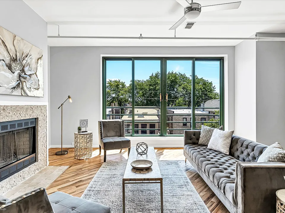 LivingRoom