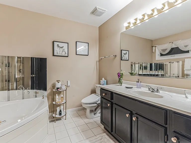 324 Chesapeake Ln — Photo 38