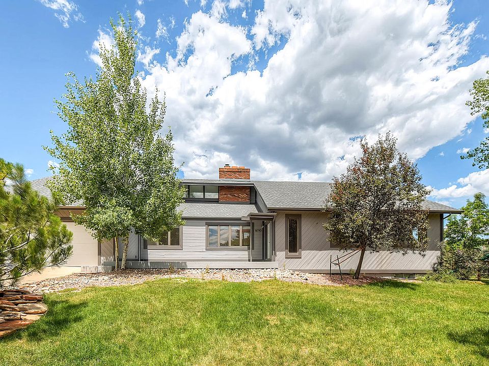 16743 West 75th Place