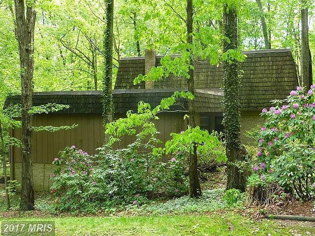 11613 Sourwood Ln, Reston, VA 20191 | Zillow