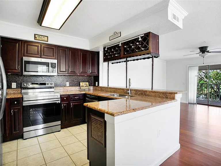 13815 Fairway Island Dr #1328 — Photo 9