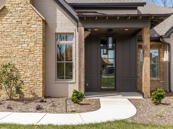 8583 Mountain Laurel Trl #39, Signal Mountain, TN 37377