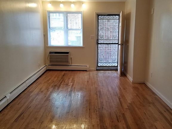 3rd image of 156 Bay 32 St #1