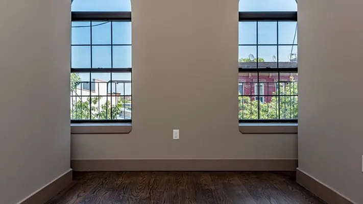 Rented by Nooklyn NYC LLC | media 22