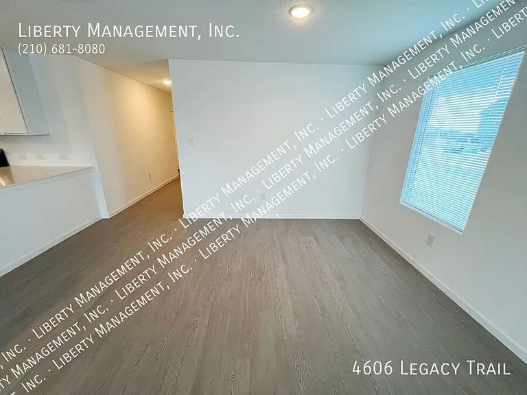 4606 Legacy Point — Photo 15