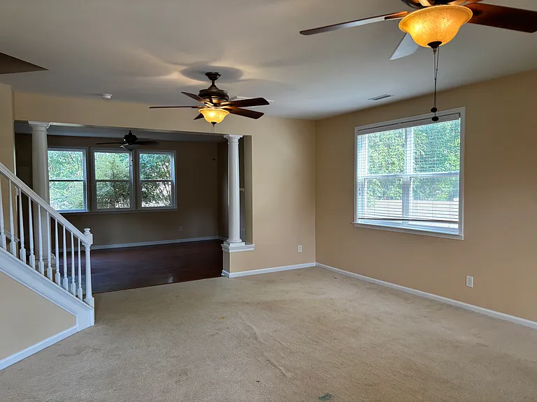 302 Lime Creek Ct — Photo 2
