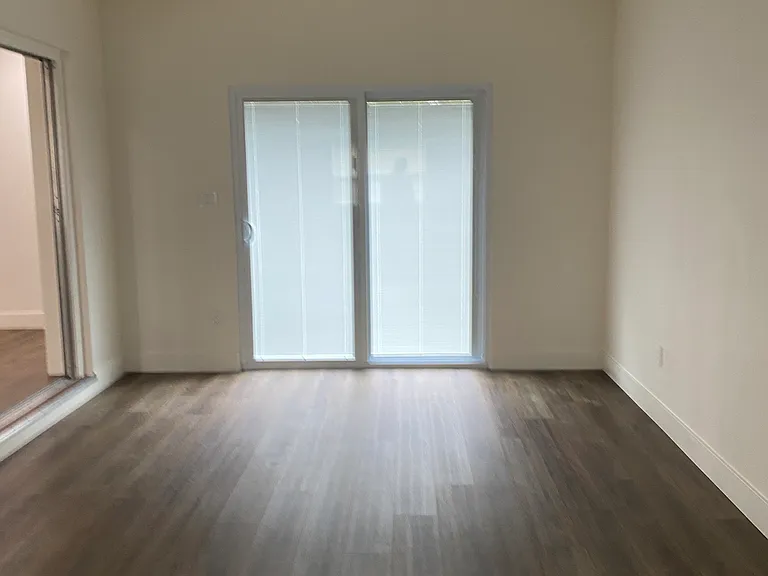 3399 Australian Cir — Photo 6